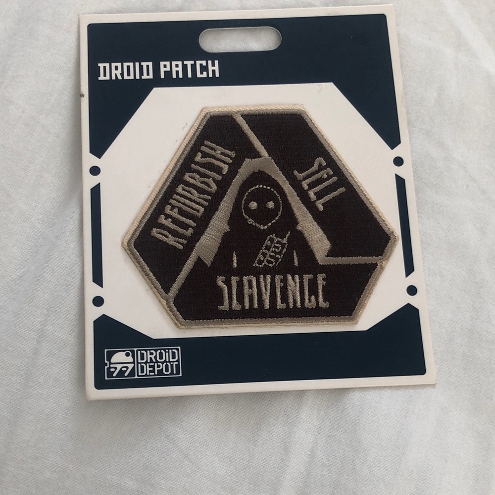 Disney Droid Patch Brown and Tan Scavenge Emblem